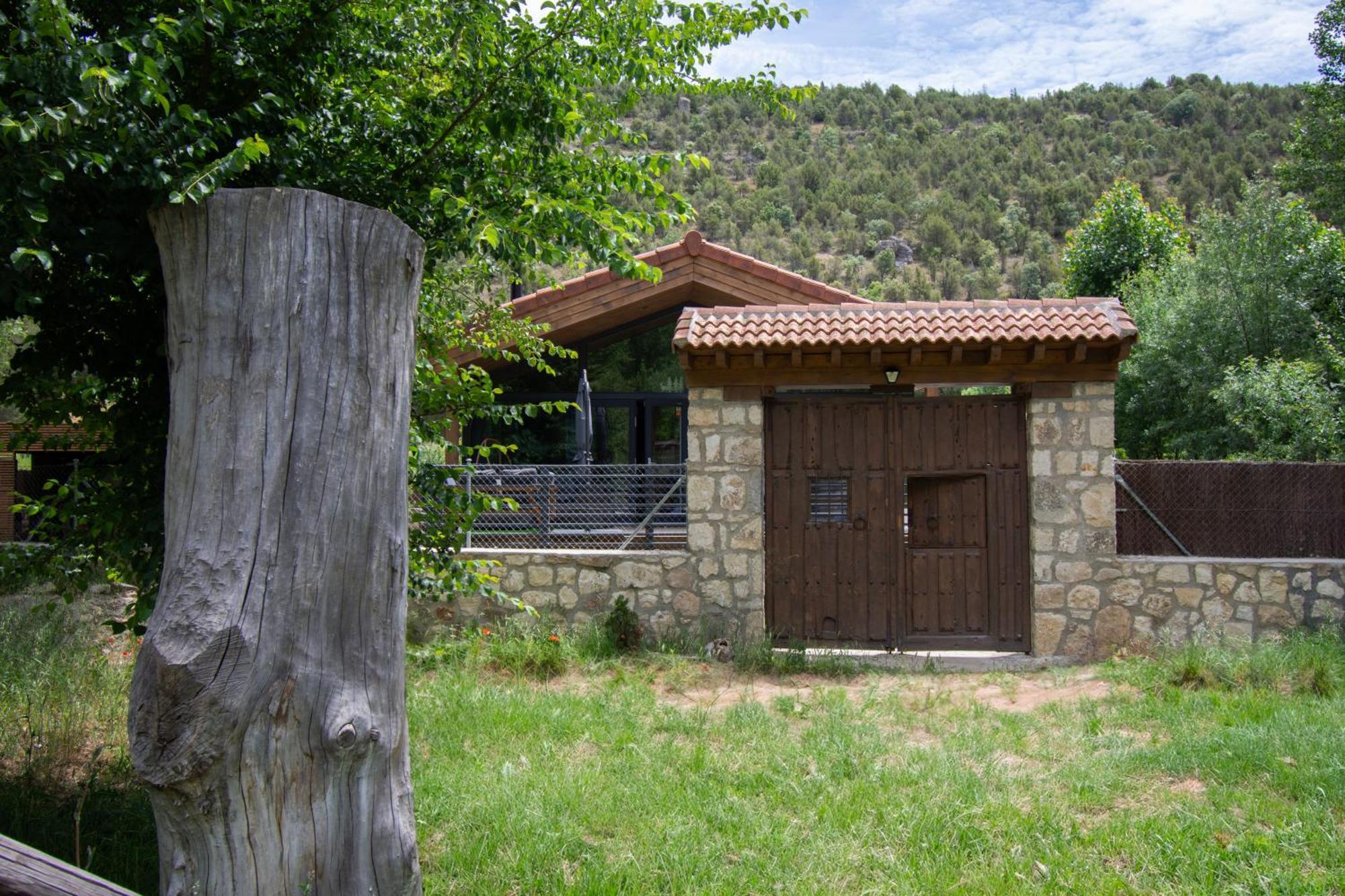 Arahuetes Casa Rural Los Pilares De La Sierra מראה חיצוני תמונה